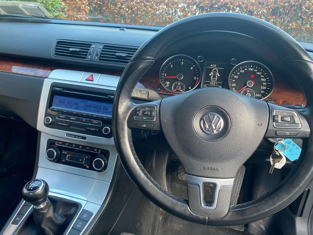 VW Passat b6 bluemotion TDI - Image 4