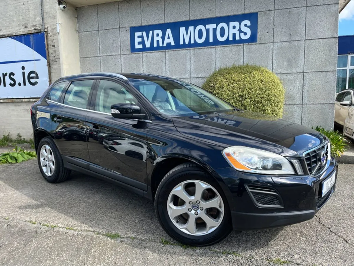 Volvo XC60 SE Luxury D3 2.0 Diesel //high Spec//f - Image 1
