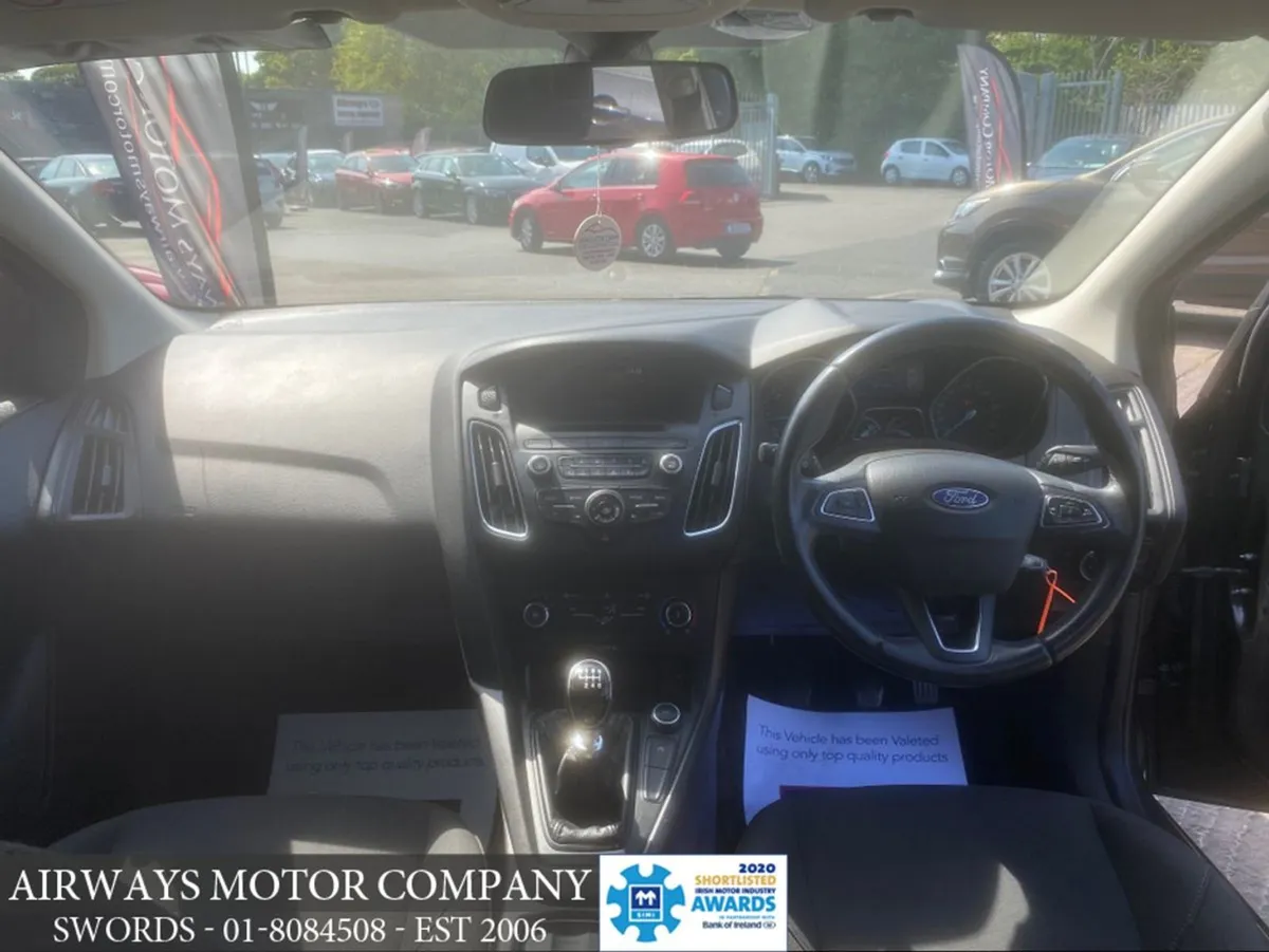 Ford Focus  1.5  6speed Manual 5DR Srvce History - Image 4