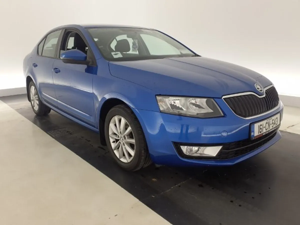 Skoda Octavia Ambition 1.6 Tdi 90hp 4 4dr - 1598cc - Image 2