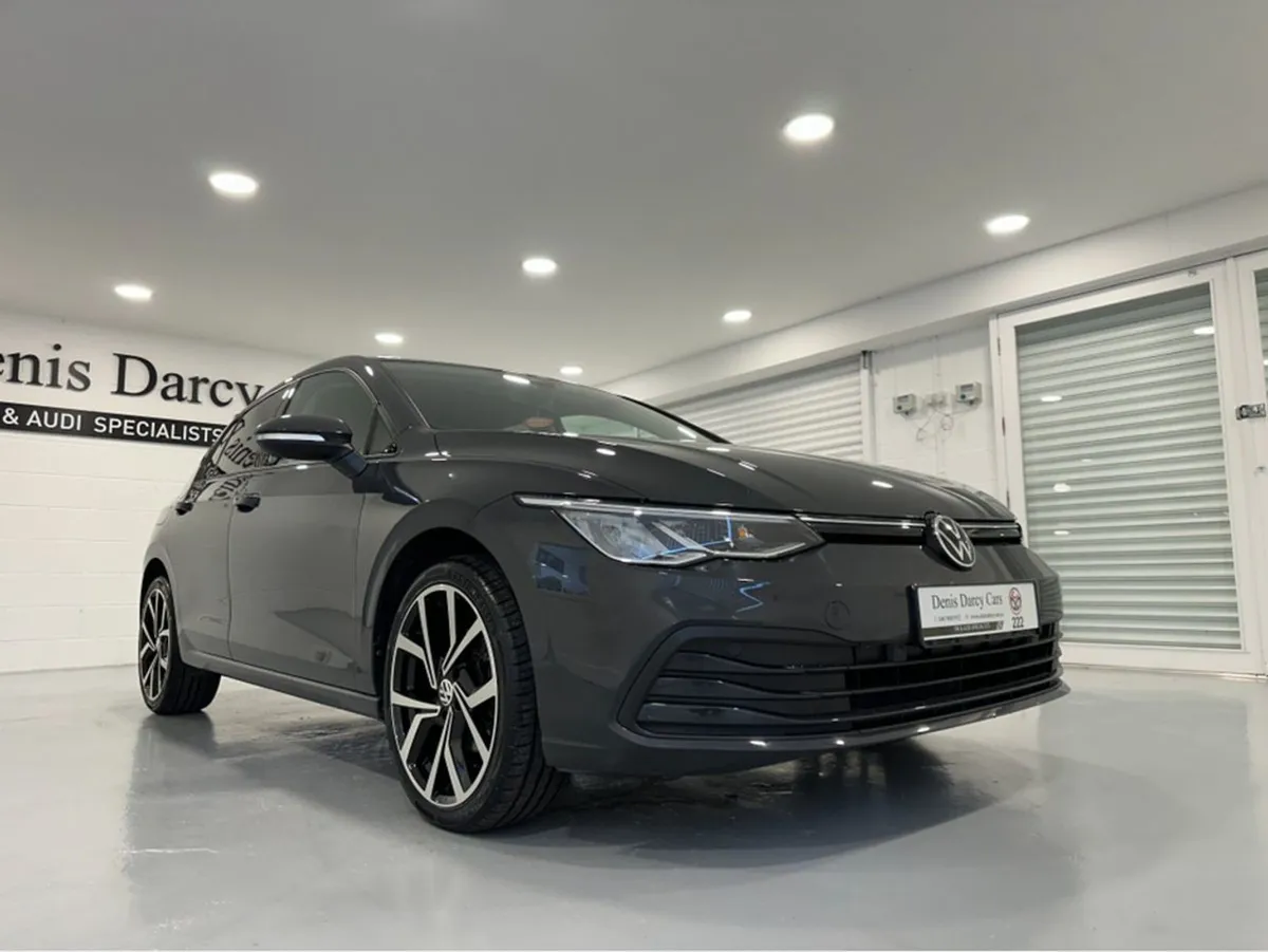 Volkswagen Golf Life 2.0 TDI Upgraded Alloys Vw/a - Image 4