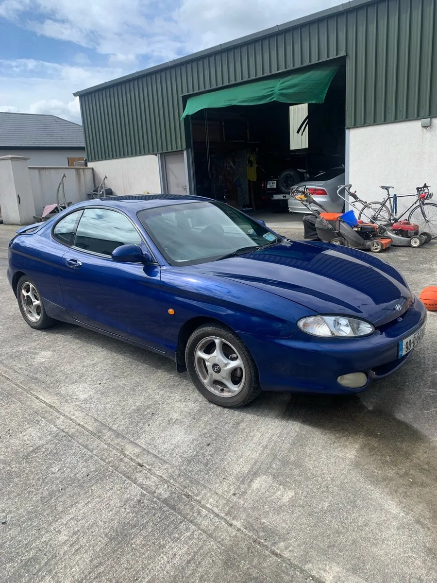 Hyundai Coupe - Image 4