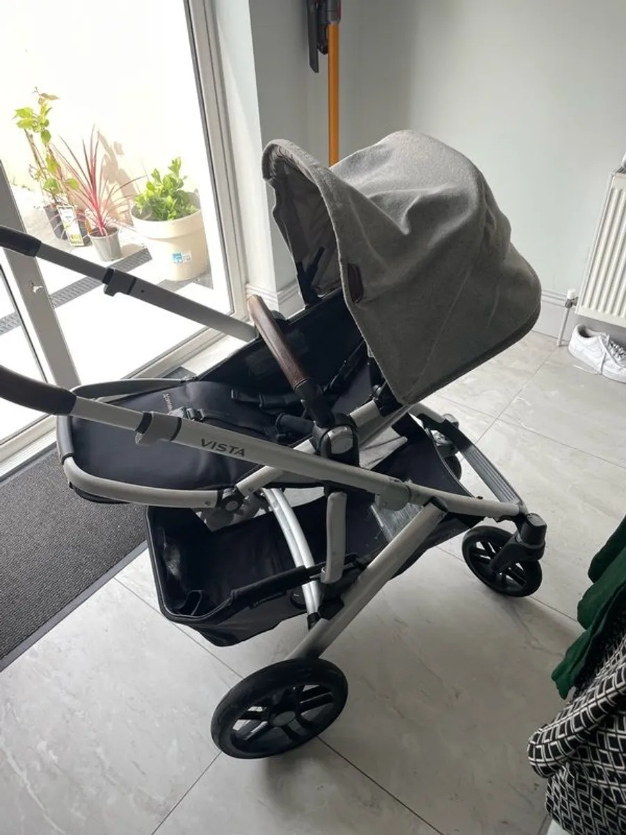 Uppababy v2 Grey - Image 3