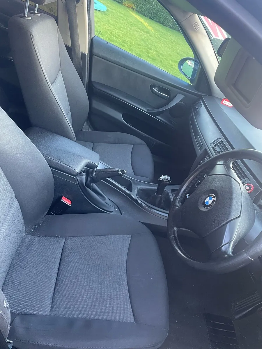 BMW - Image 2