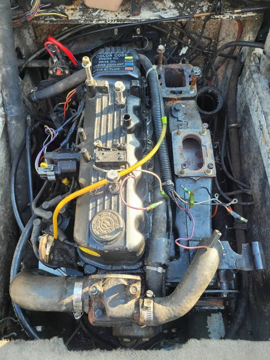 3l. Mercruiser engine - Image 3