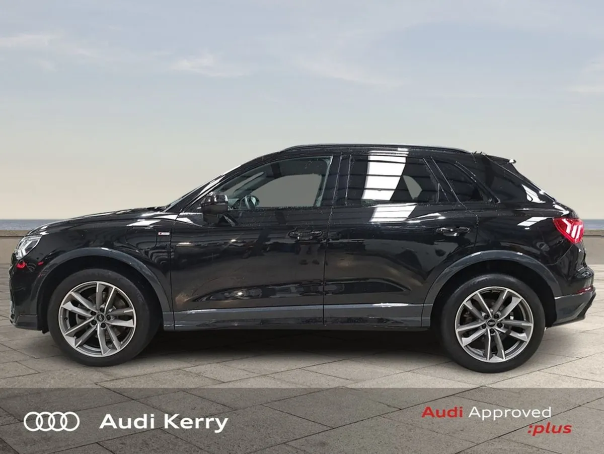 Audi Q3 45tfsi E 245BHP Black Edition Automatic - Image 4