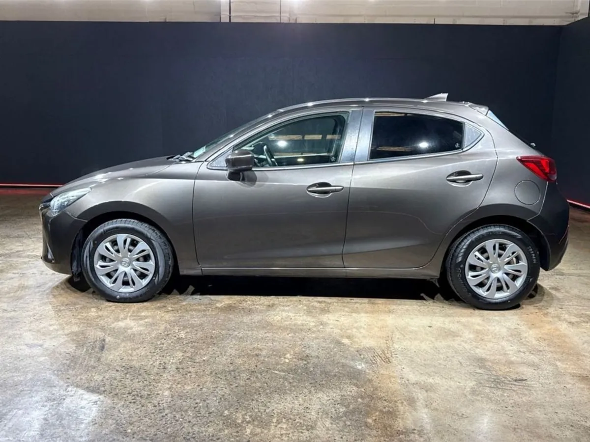 Mazda Demio 1.3 Automatic - S - Image 4