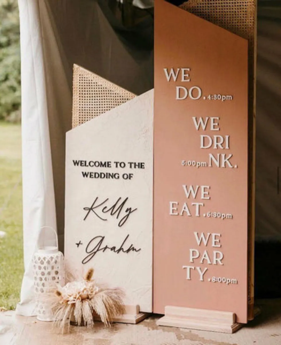 Wedding decorations and signs - Image 4