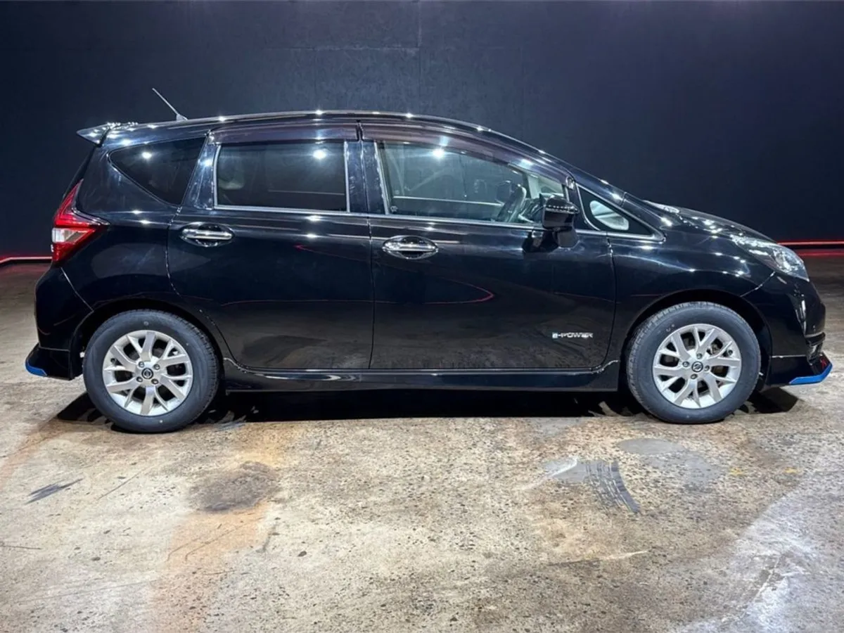 Nissan NOTE 1.2 E-power Hybrid Automatic - Upgrad - Image 4
