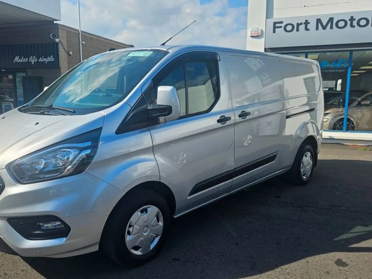 Ford Transit Custom 300L Trend 2.0td170 M6 3DR - Image 2