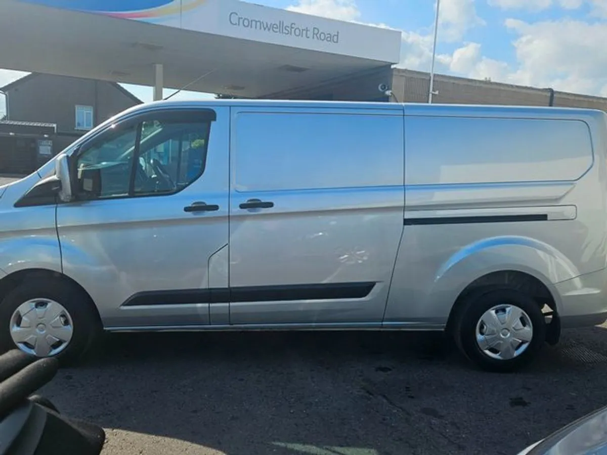 Ford Transit Custom 300L Trend 2.0td170 M6 3DR - Image 3