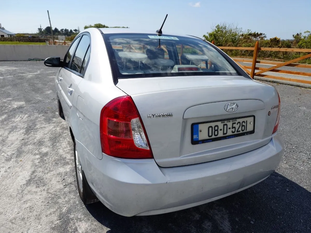 Hyundai accent 2008. NEW NCT. LOW KM. - Image 2