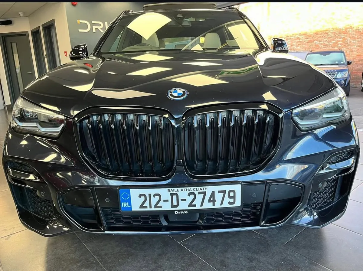 BMW X5 2021 45E M-Sport Mega Spc - Image 4