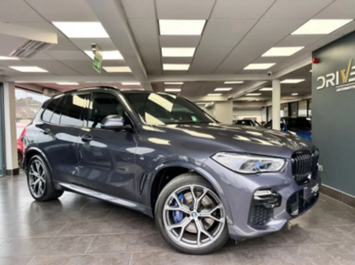 221 BMW X5 45E M-Sport - Image 1