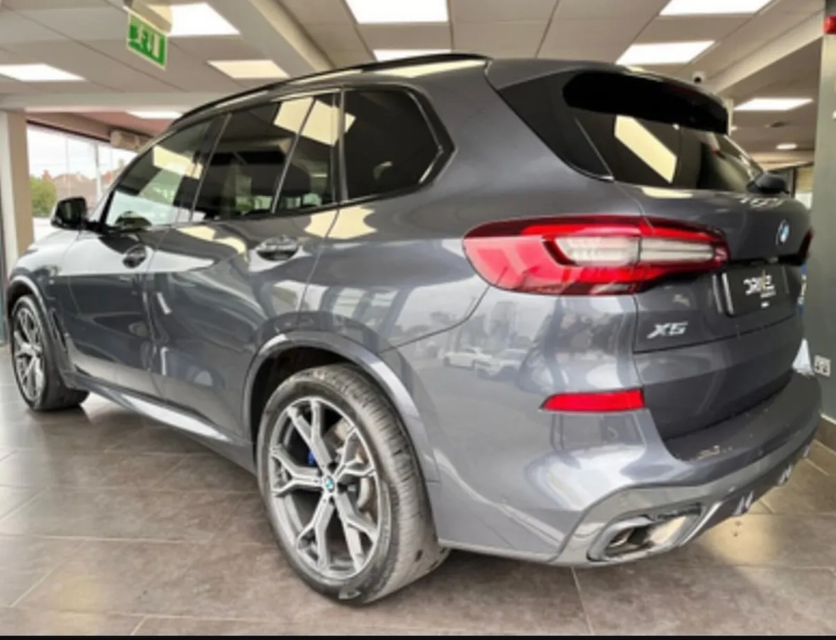 221 BMW X5 45E M-Sport - Image 2