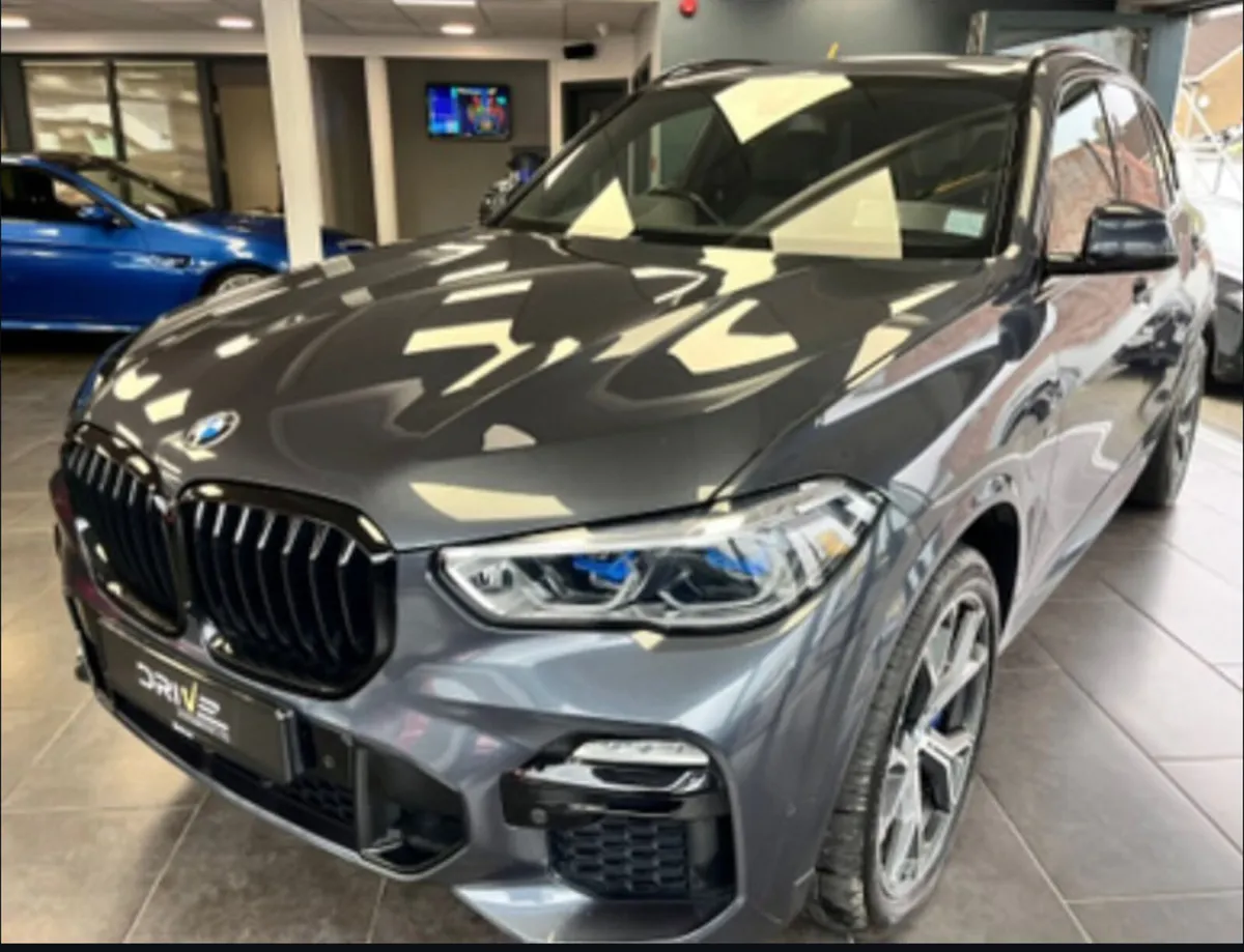 221 BMW X5 45E M-Sport - Image 4