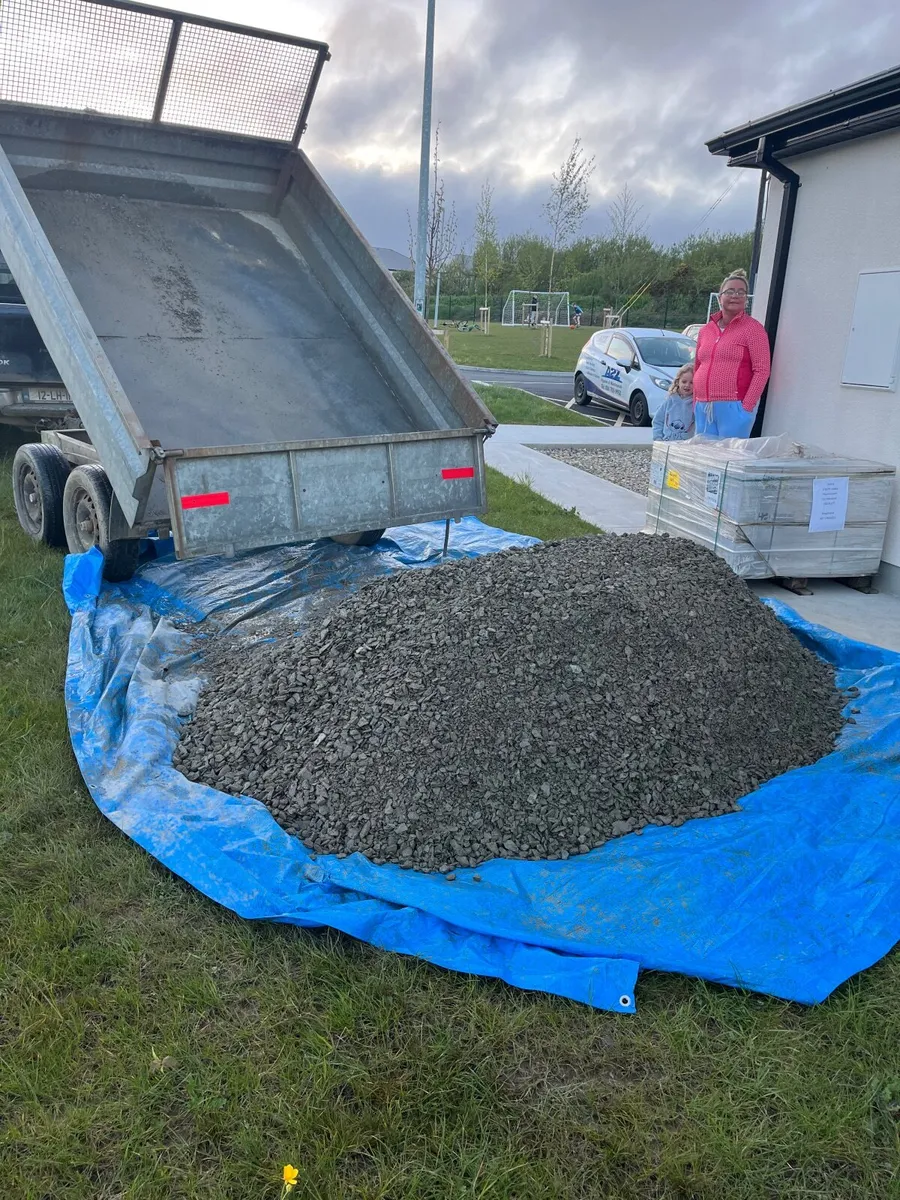 Garden materials supplied - Image 1