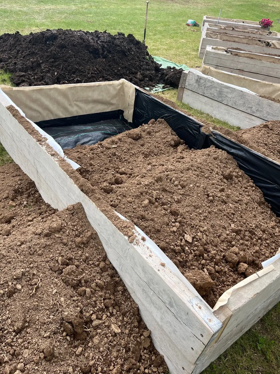 Garden materials supplied - Image 4