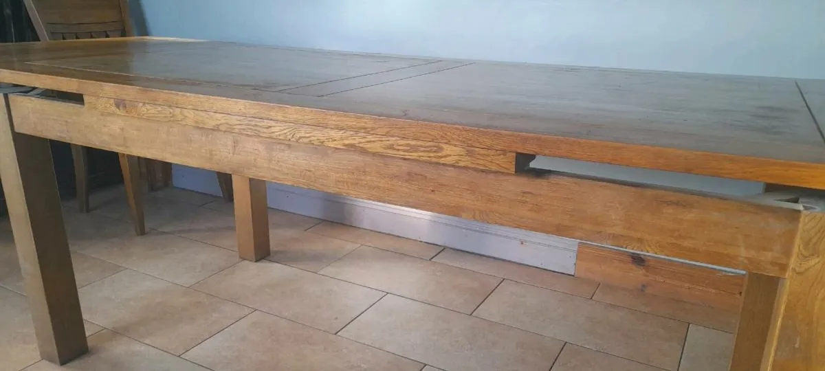 Dinning table - Image 4