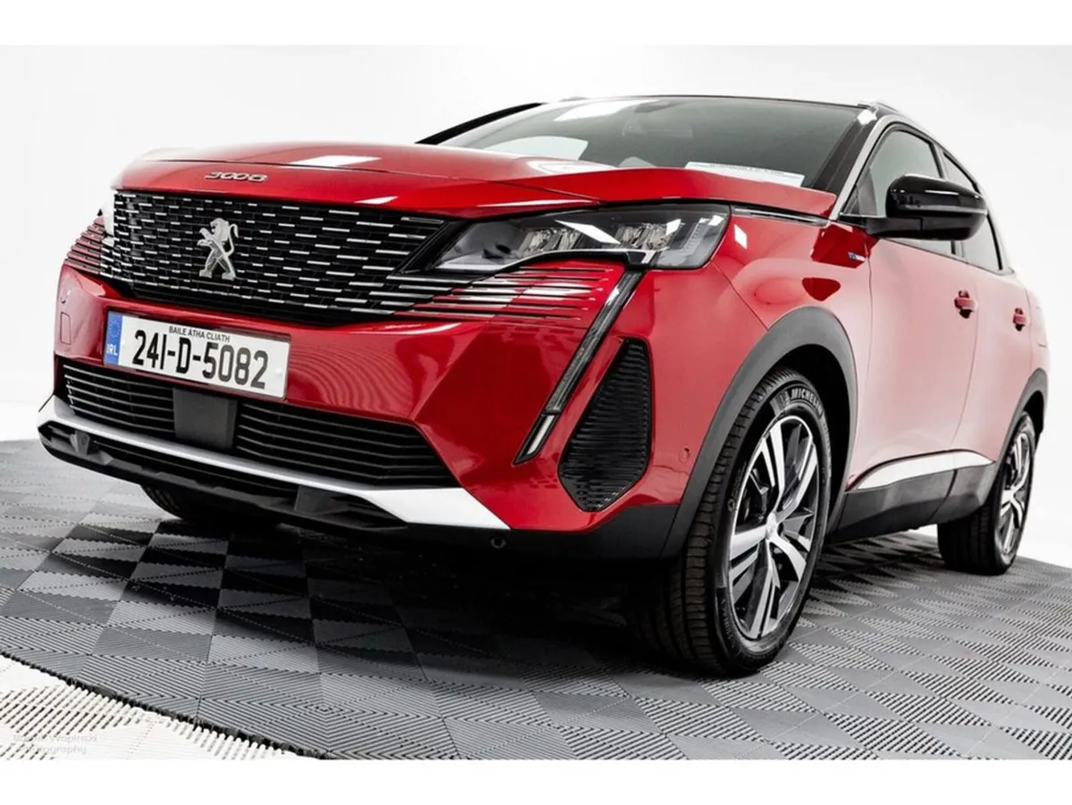 Peugeot 3008 Allure Pack 1.6 Petrol Phev Auto 180 - Image 3