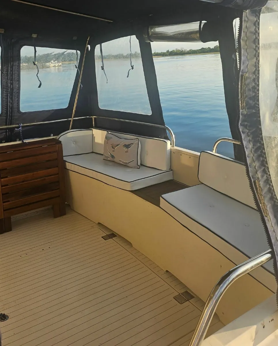 Cruiser Boat - Image 3