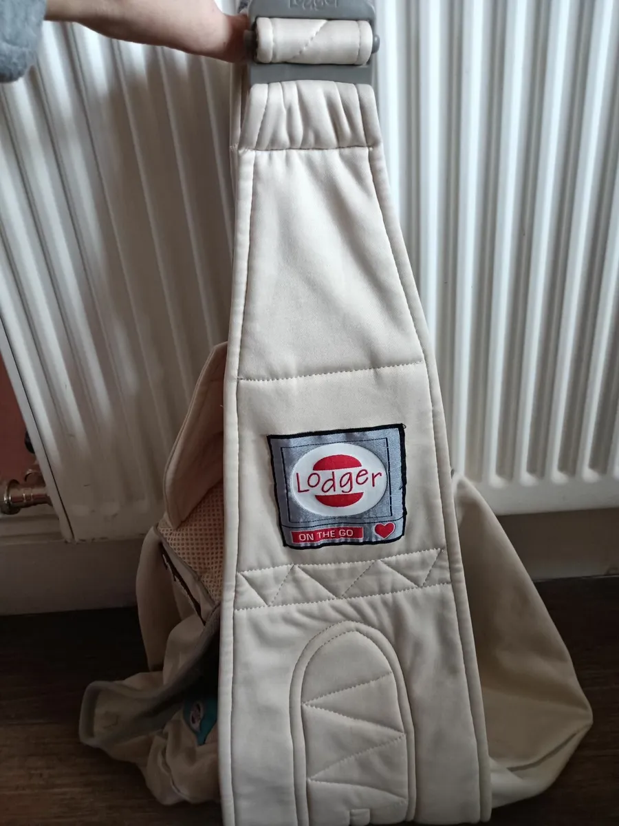 Lodger baby sling - Image 1