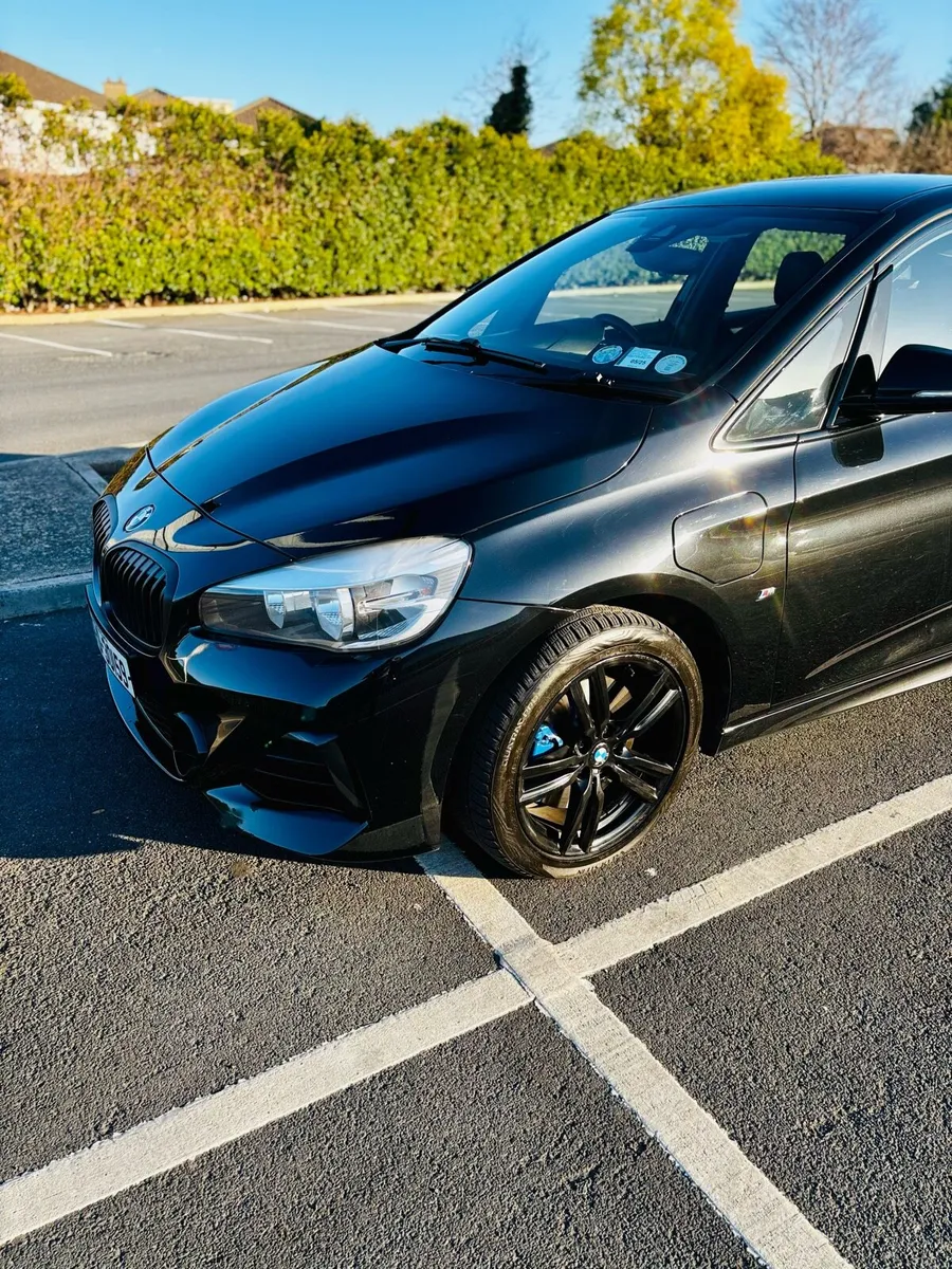 BMW 225 xe Hybrid - Image 4