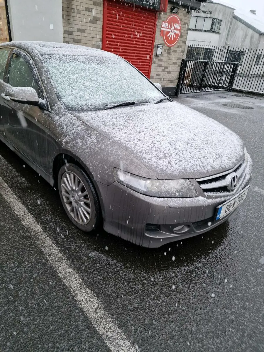 2008 honda accord - Image 2