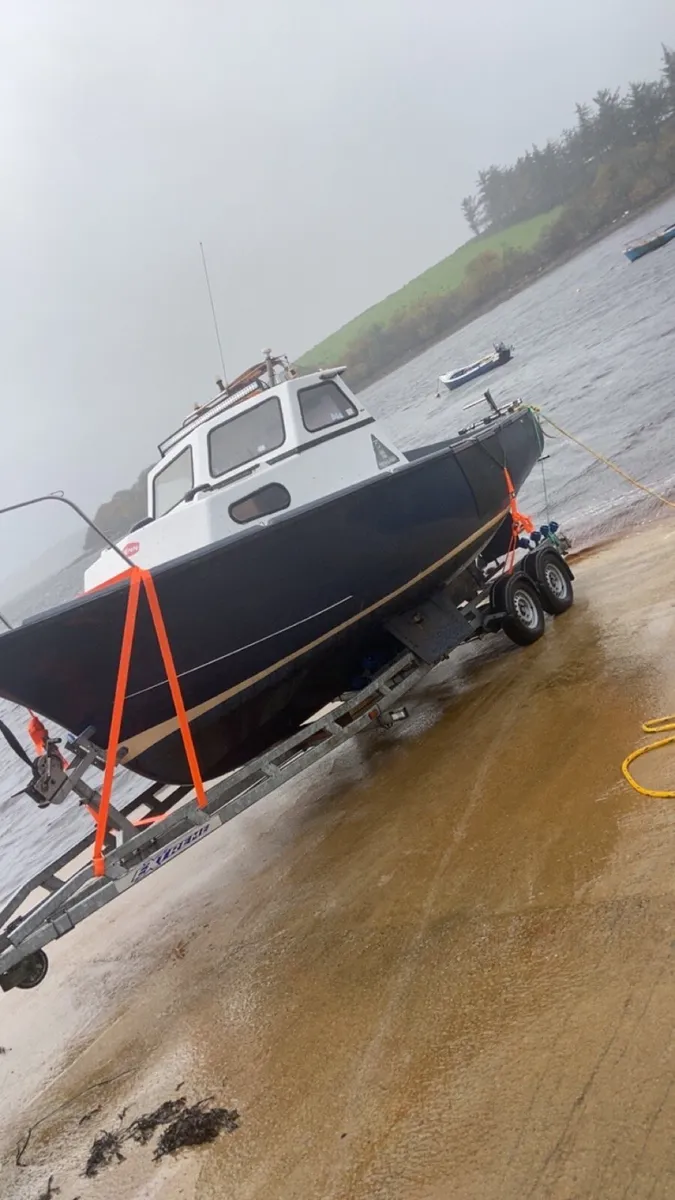 23ft Spartan Fishing Boat - Image 2