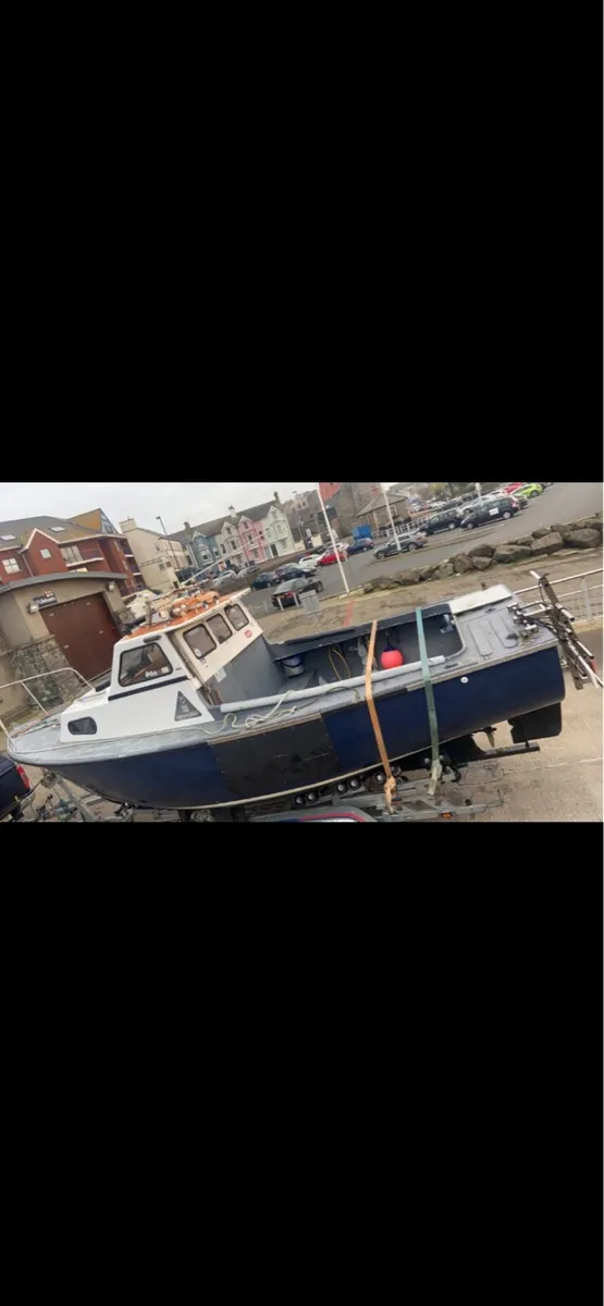 23ft Spartan Fishing Boat - Image 3
