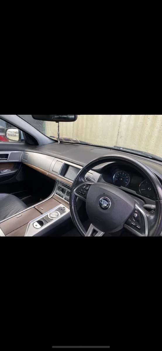 Jaguar XF 2014 - Image 3