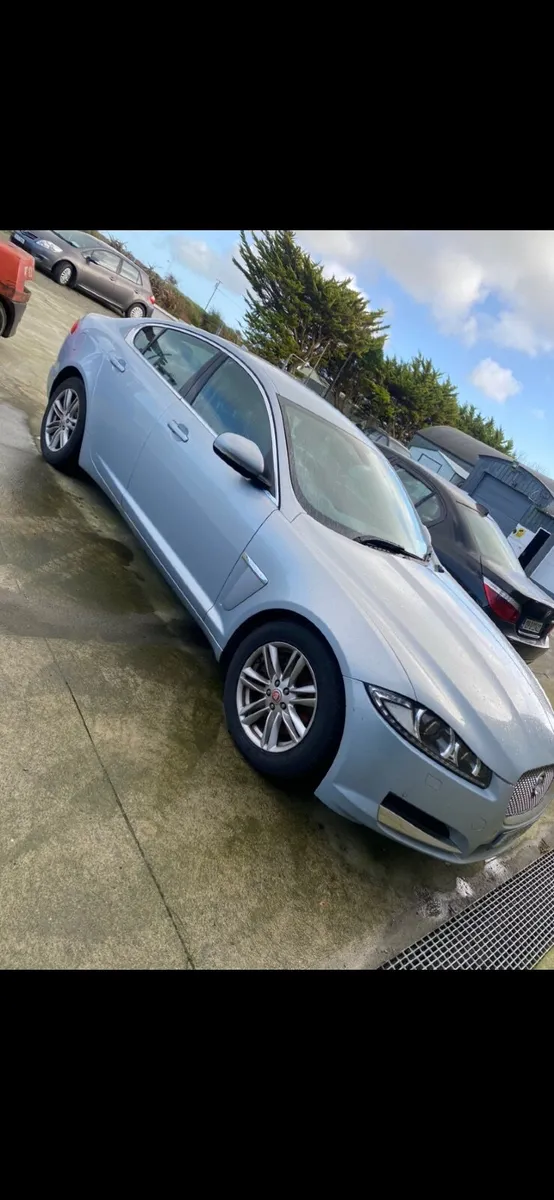 Jaguar XF 2014 - Image 1