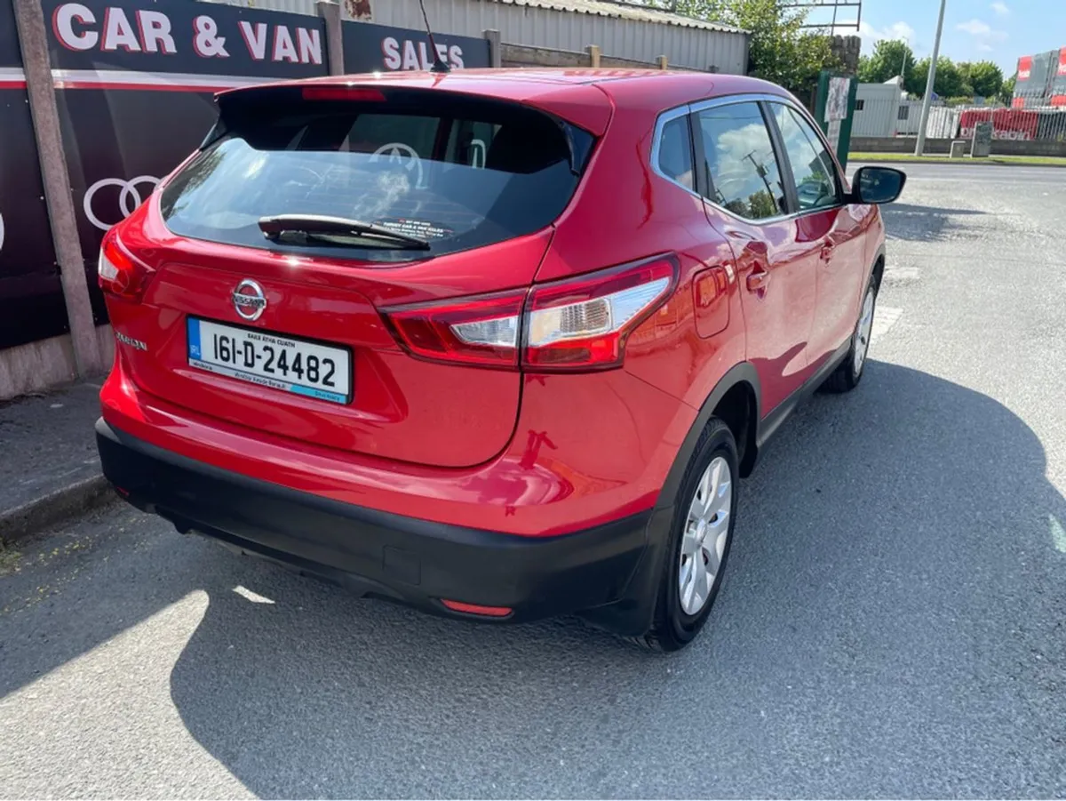 Nissan QASHQAI 1.2 PET XE E6 4DR - Image 4