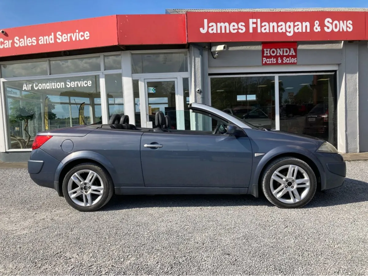 Renault Megane 1.5 Dynamique DCI 1 106 Convertible - Image 1