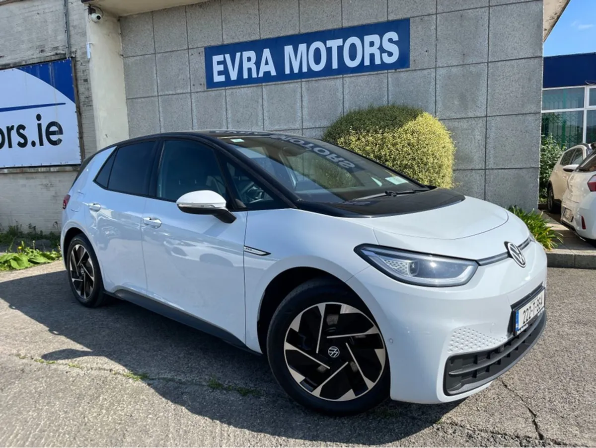 Volkswagen ID.3 PRO 58kwh Electric //high Spec//p - Image 1