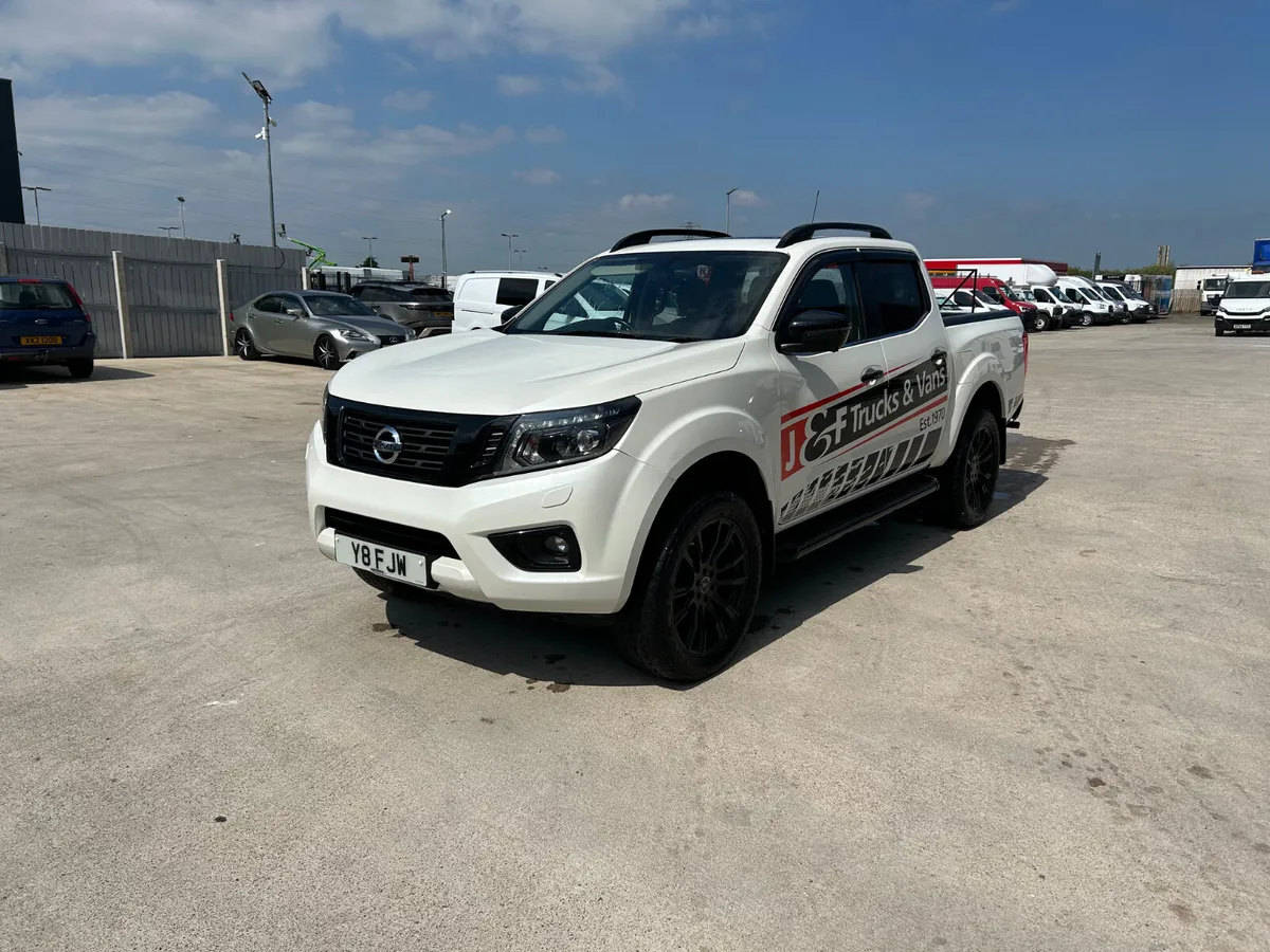 Nissan Navara 2021 n guard top spec ni jeep - Image 2