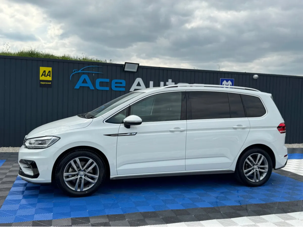 Volkswagen Touran R-LINE - 1.4 PETROL - 7 SEATS - - Image 3