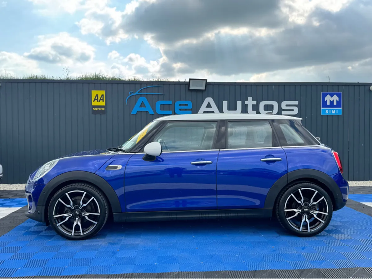 Mini Cooper **DEPOSIT TAKEN** D - 1.5 DIESEL - AUT - Image 4