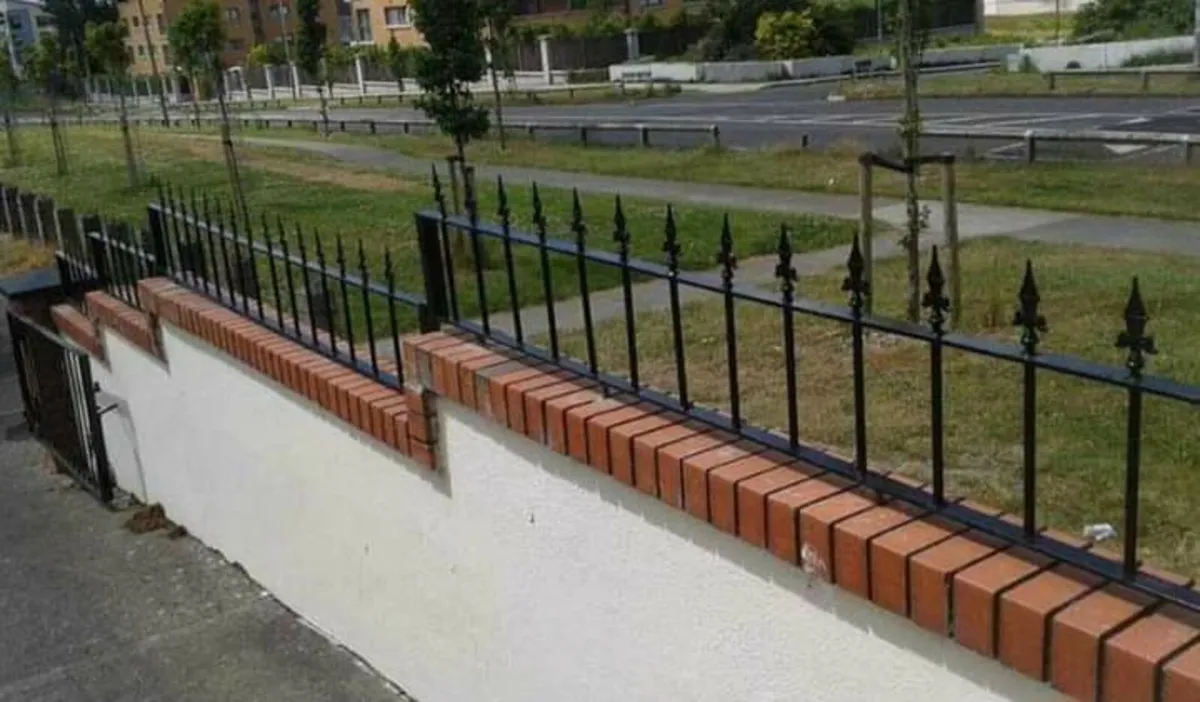 Gates - Image 4