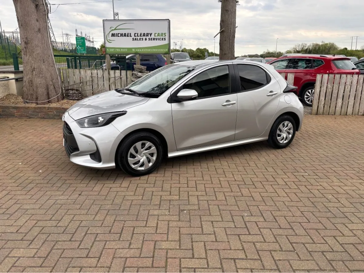 Toyota Yaris Automatic - Image 2