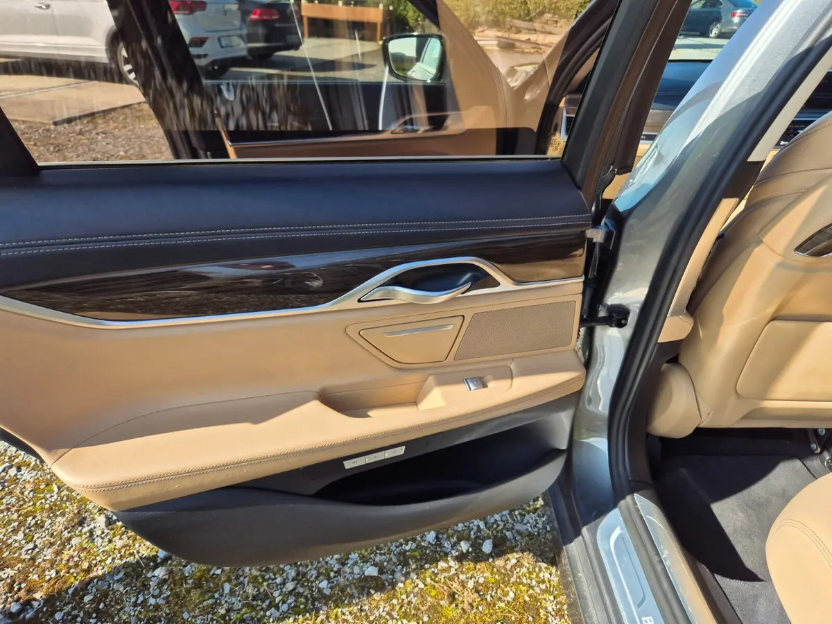 BMW 730D 2016 (brown leather interior) - Image 4