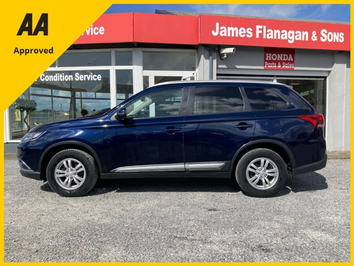 Mitsubishi Outlander 16my 2WD 6 6MT 5speed 4DR - Image 3
