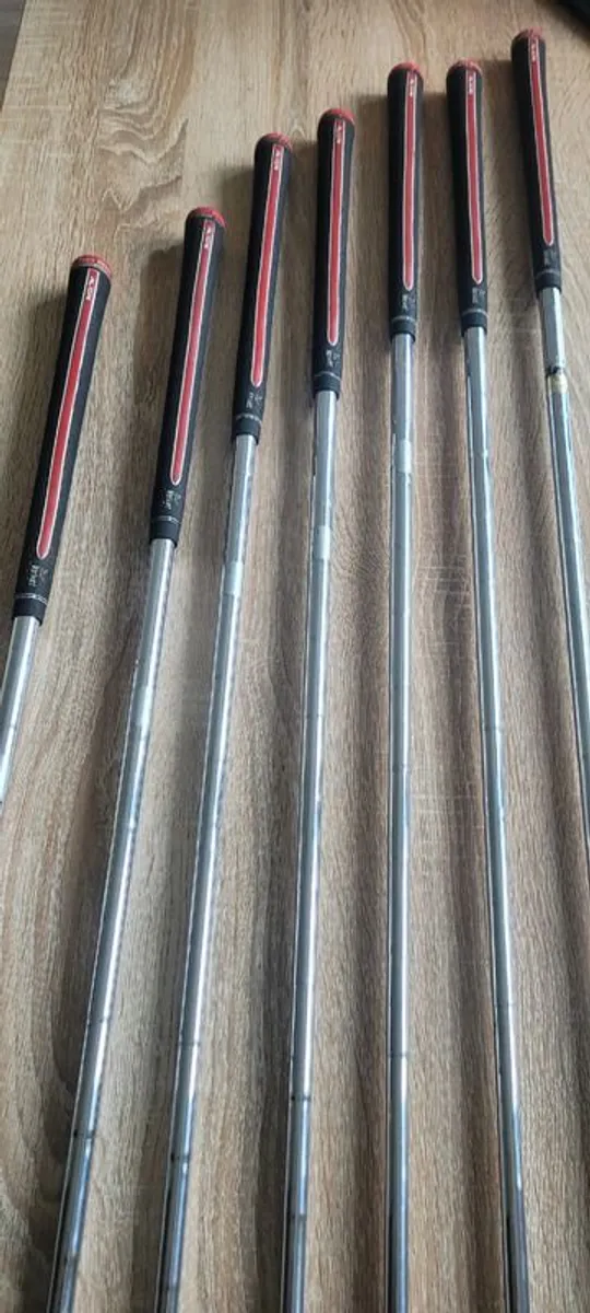 Titleist 735 CM irons 4-P - Image 3
