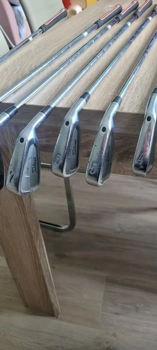 Titleist 735 CM irons 4-P - Image 4