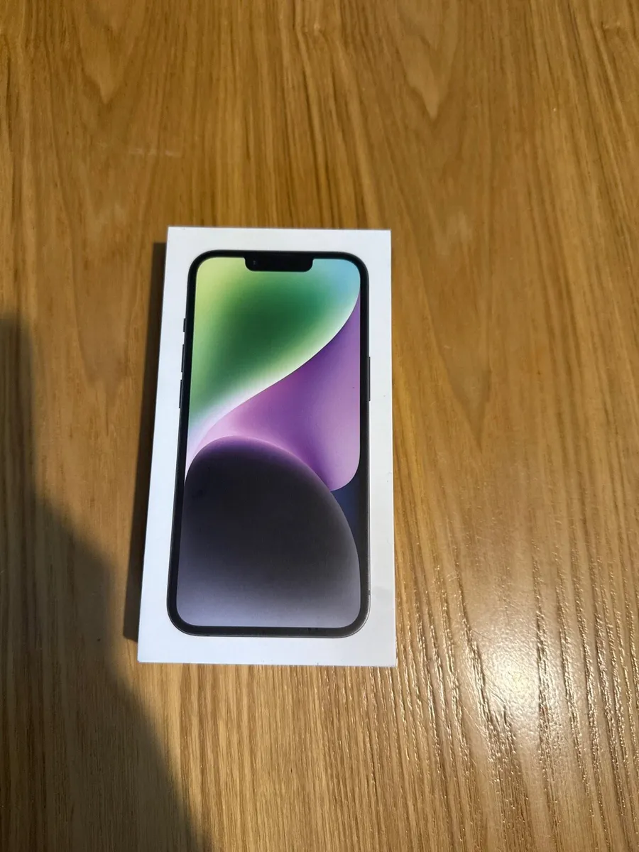 iPhone 14 - Image 1