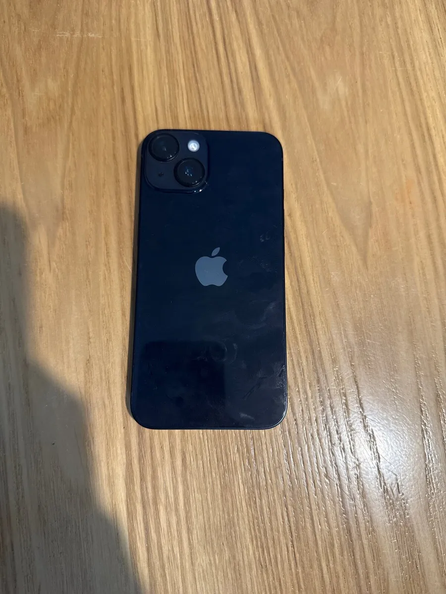 iPhone 14 - Image 4