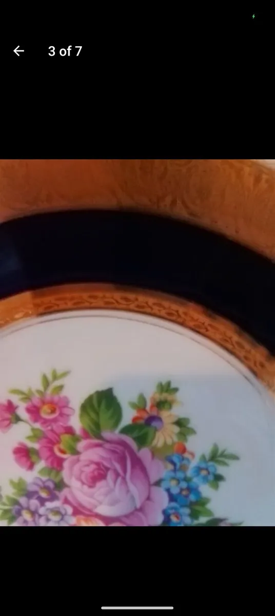 Lovely vintage plate in royal blue & gold/ floral - Image 2