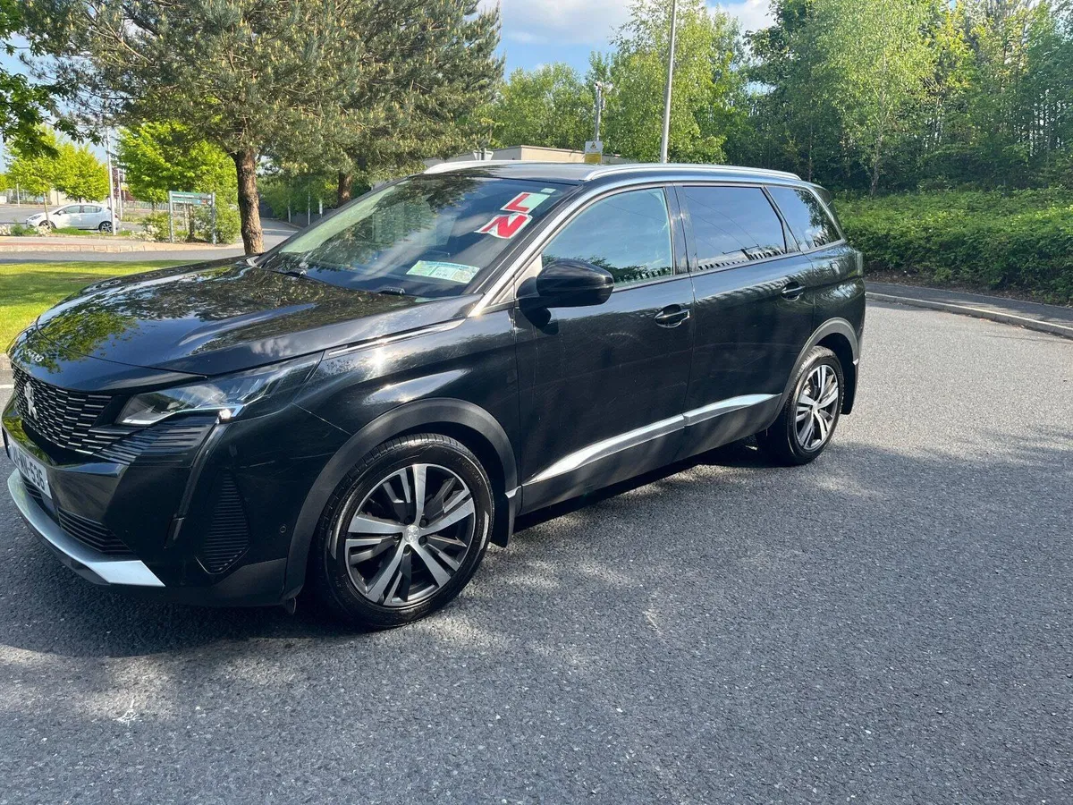 Peugeot 5008 2021 - Image 1
