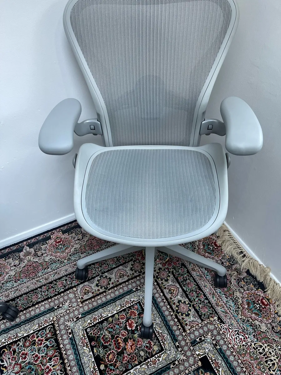 Herman Miller Aeron Remastered Office Chair - Image 2
