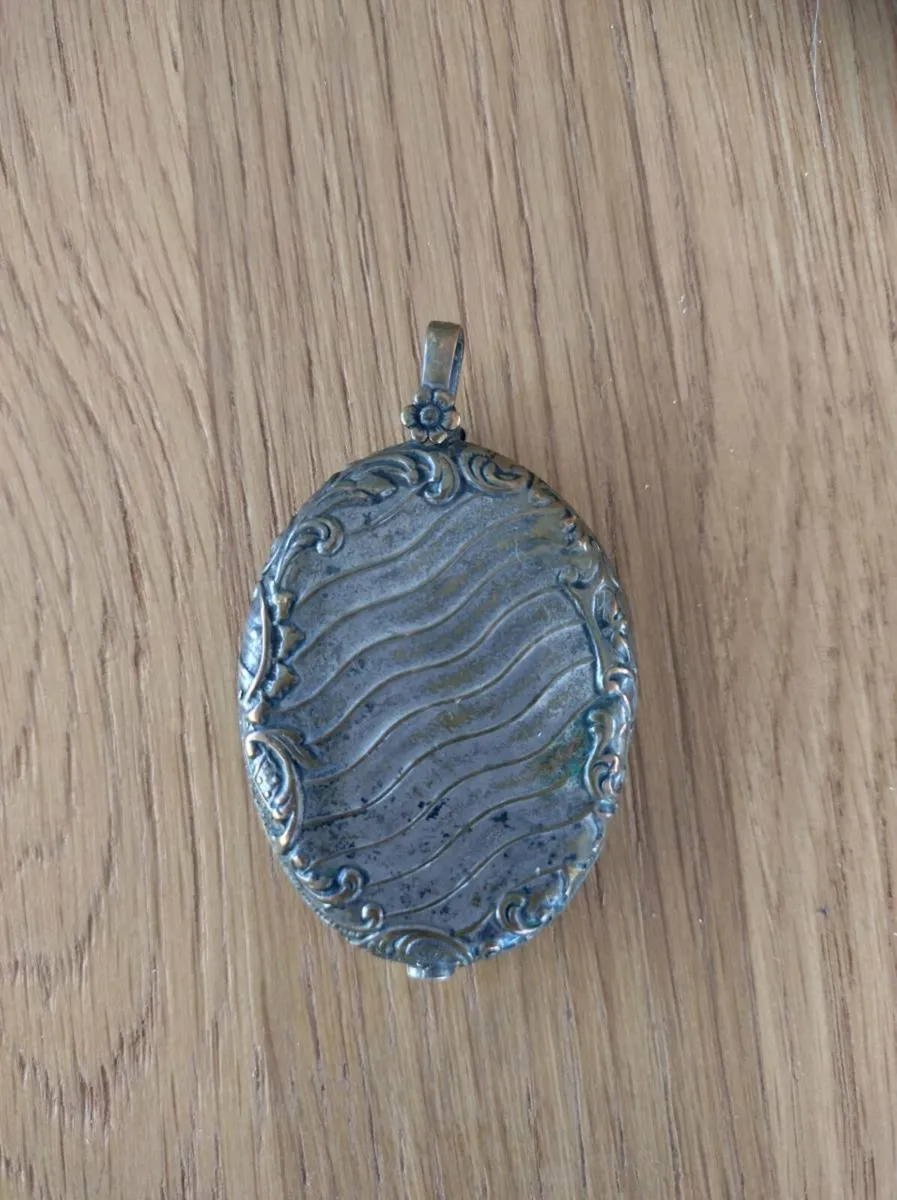 Vintage Pendant Mirror can post - Image 1